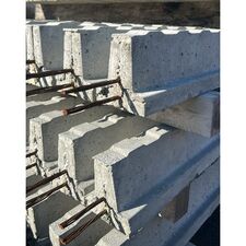 image POUTRELLE AVEC ÉTAIS